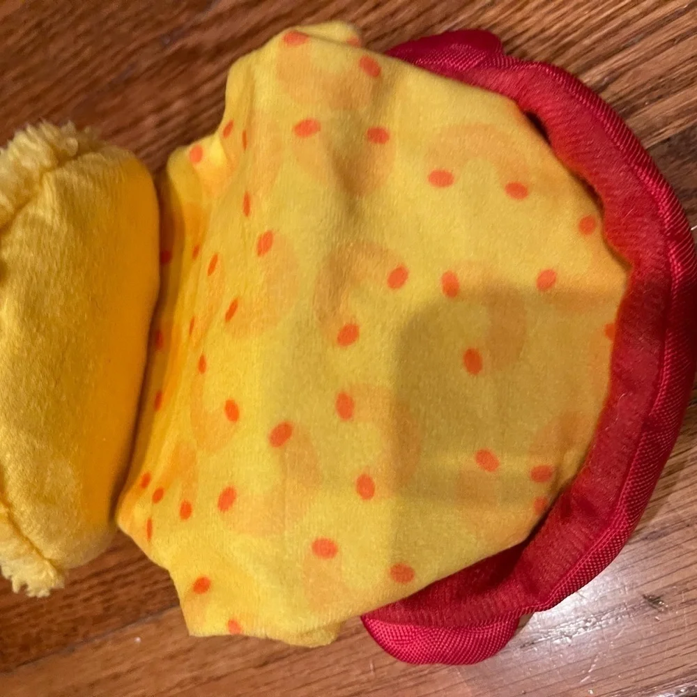 Bark Box Dog Toy Recipe Mac N' Jeez Cheese Plush Squeaker Crinkle XS-S 0-20lb